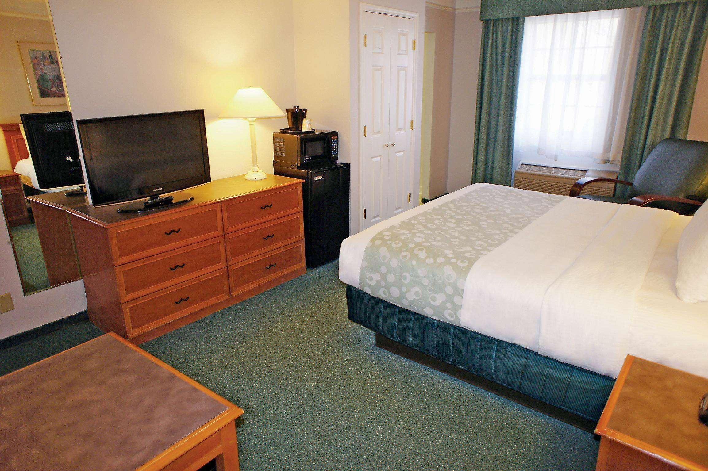 La Quinta Inn By Wyndham Norfolk Virginia Beach Buitenkant foto