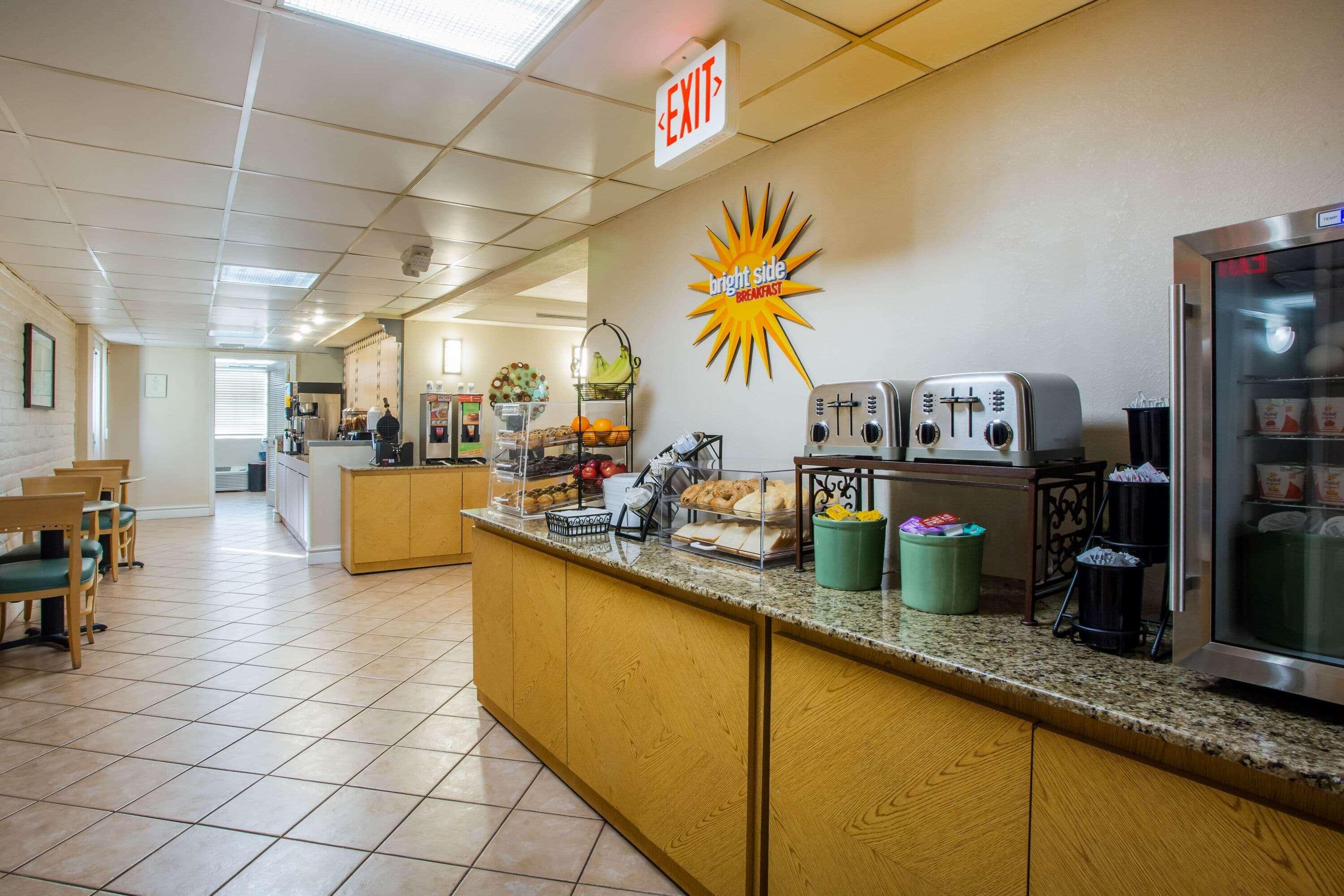La Quinta Inn By Wyndham Norfolk Virginia Beach Buitenkant foto